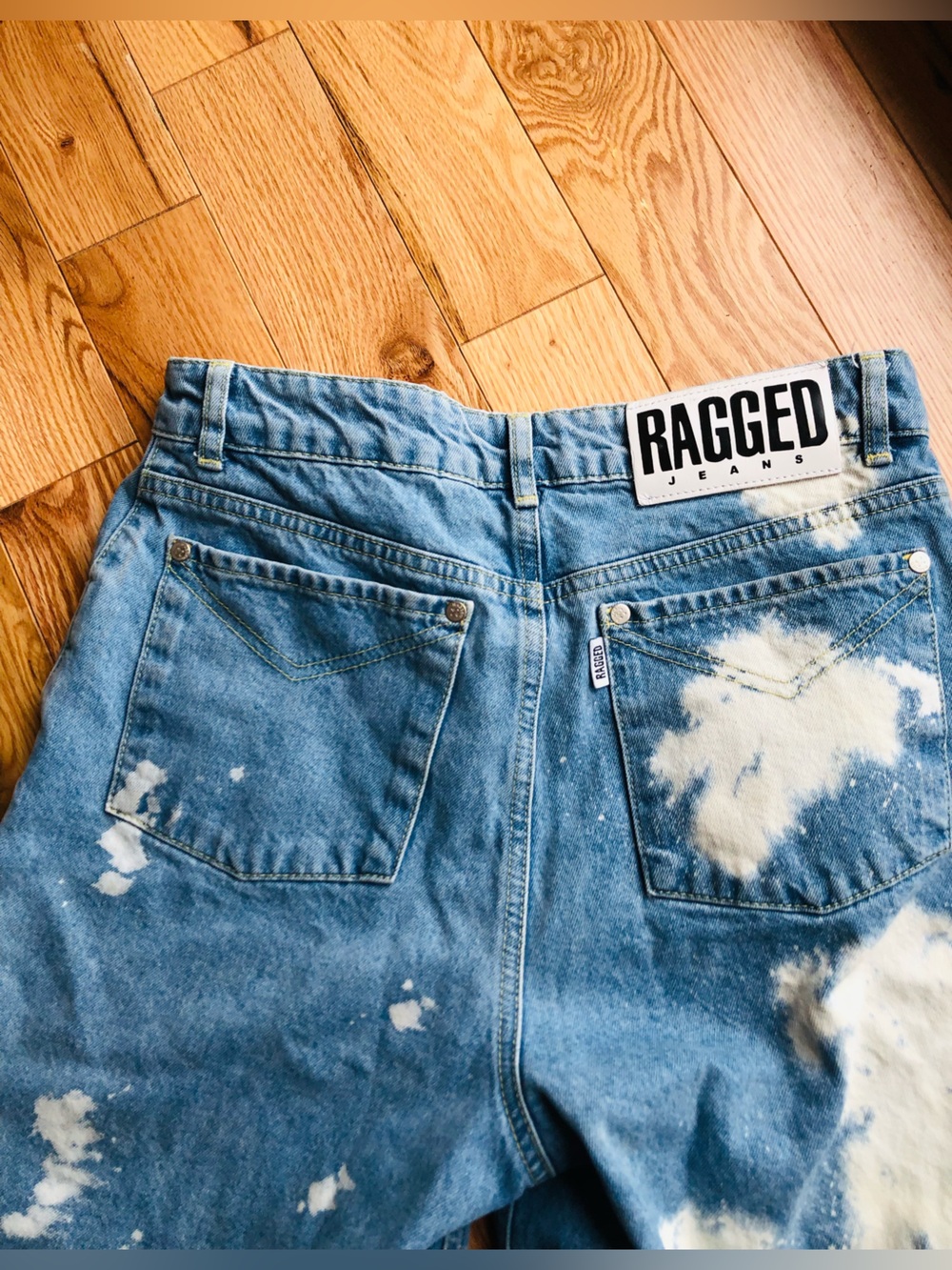 The Ragged Priest High-Rise Bleached Blue Jeans - Picture 3 of 4
